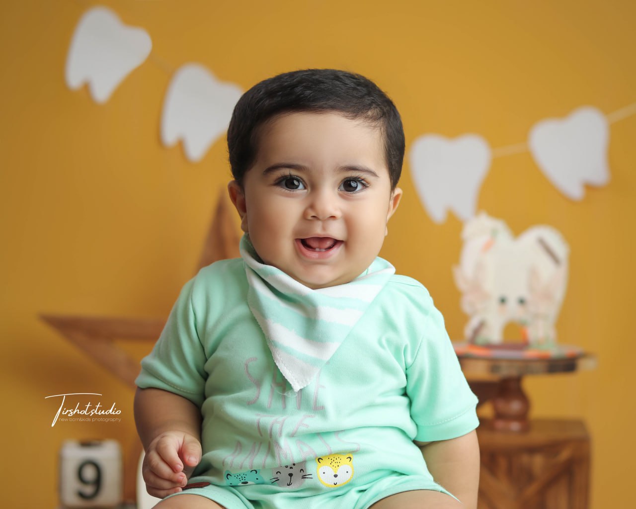 photo_۲۰۲۴-۰۸-۲۶_۱۹-۰۰-۱۲ آتلیه کودک تیرشات | آتلیه کودک در چیتگر | دکور دندونی | تم دندونی | فرشته دندون | بهترین آتلیه کودک تهران | اولین دندان | عکس دندونی | دندونی | اولین دندان | عکس دندانی