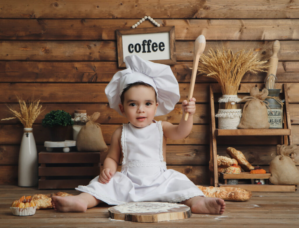 آتلیه کودک تیرشات | آتلیه کودک در چیتگر | دکور کافه بیکری | بهترین آتلیه کودک تهران | دکور کافه | آتلیه کودک | تم کافه بیکری | عکاسی کودک | آتلیه کودک | کافه در چیتگر | cafe bakery | دکور آشپزی | لباس آشپزی کودکان