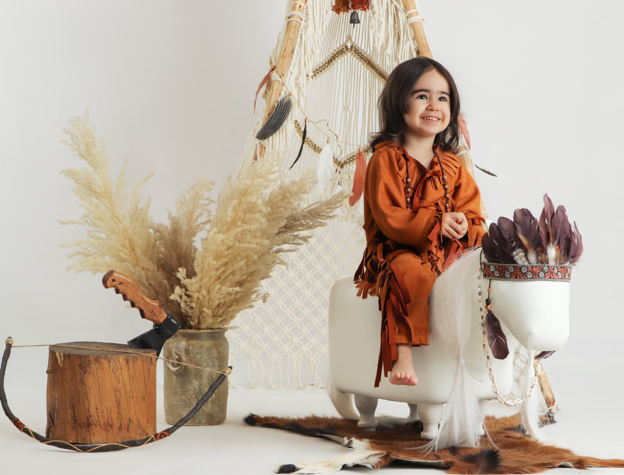 photo ۲۰۲۴ ۰۲ ۱۳ ۱۸ ۰۶ ۲۲ | آتلیه کودک تیرشات عکس کودک در دکورهای خاص | عکس کودک | عکاسی کودک | بهترین آتلیه کودک تهران | عکاسی کودک در آتلیه | عکاسی کودک در آتلیه با دکور | عکاسی کودک در فضای باز | عکاسی کودک چیست