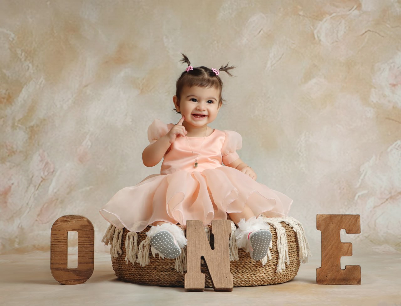 photo ۲۰۲۴ ۰۴ ۱۷ ۱۷ ۲۰ ۰۸ | آتلیه کودک تیرشات عکاسی تولد کودک | آتلیه عکاسی کودک تیرشات | بهترین آتلیه کودک تهران | نکات عکاسی از کودکان | عکاسی کودک | عکس کودک