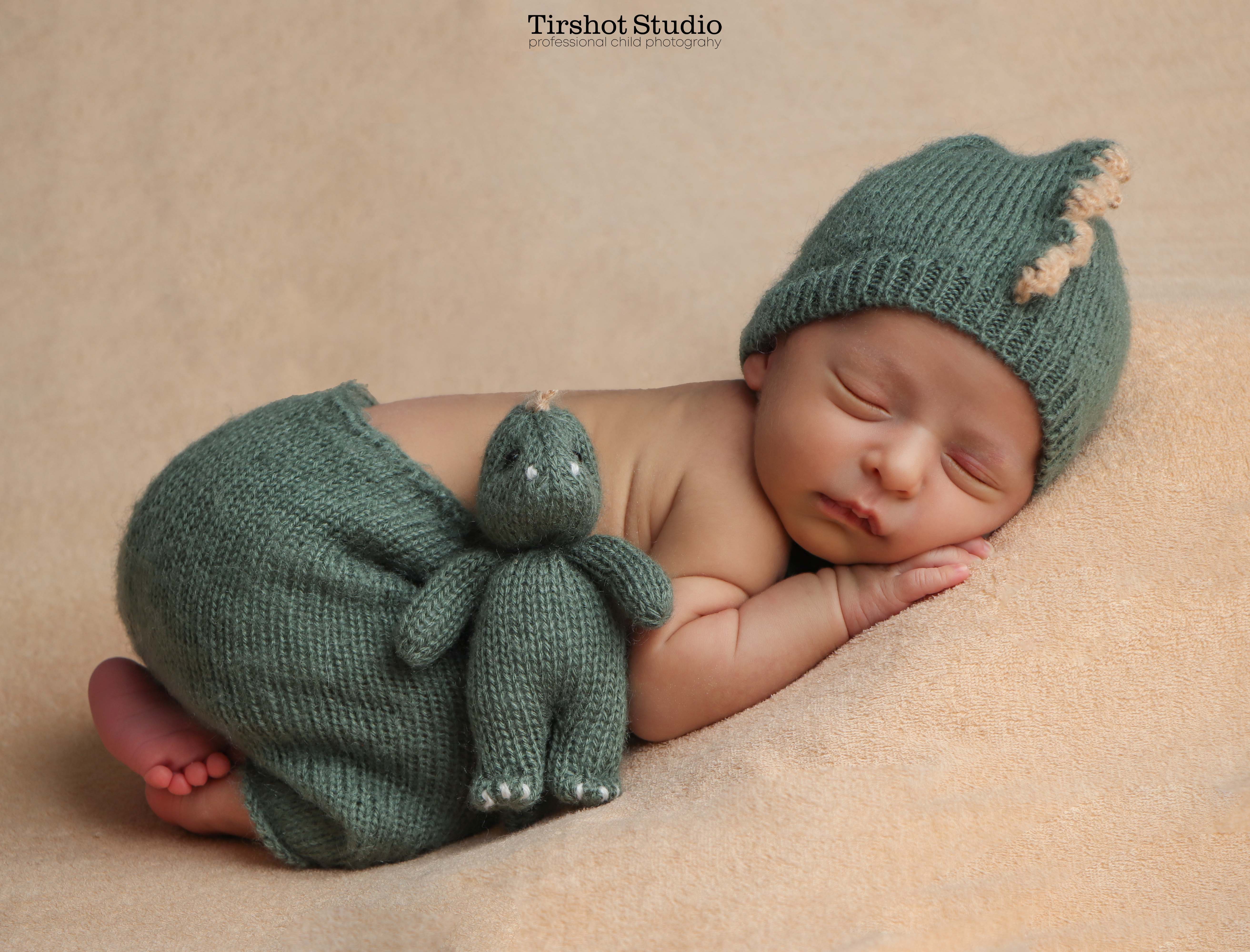 عکاسی کودک و نوزاد | عکاسی کودک | عکاسی نوزاد | بهترین انتخاب برای ثبت لحظات تولد کودک | ثبت لحظات تولد کودک | بهترین آتلیه کودک تهران | بهترین آتلیه غرب تهران | آتلیه تیرشات