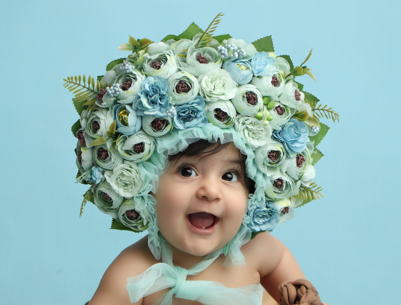 زیر 1 سال | عکاسی کودک زیر 1 سال | زیر یک سال | عکاسی نوزاد در استودیو تیرشات | عکاسی نوزاد | عکس نوزاد | بهترین آتلیه کودک در تهران | بهترین آتلیه عکاسی کودک در تهران | آتلیه کودک در چیتگر | عکس نوزادی | بهترین آتلیه نوزاد تهران