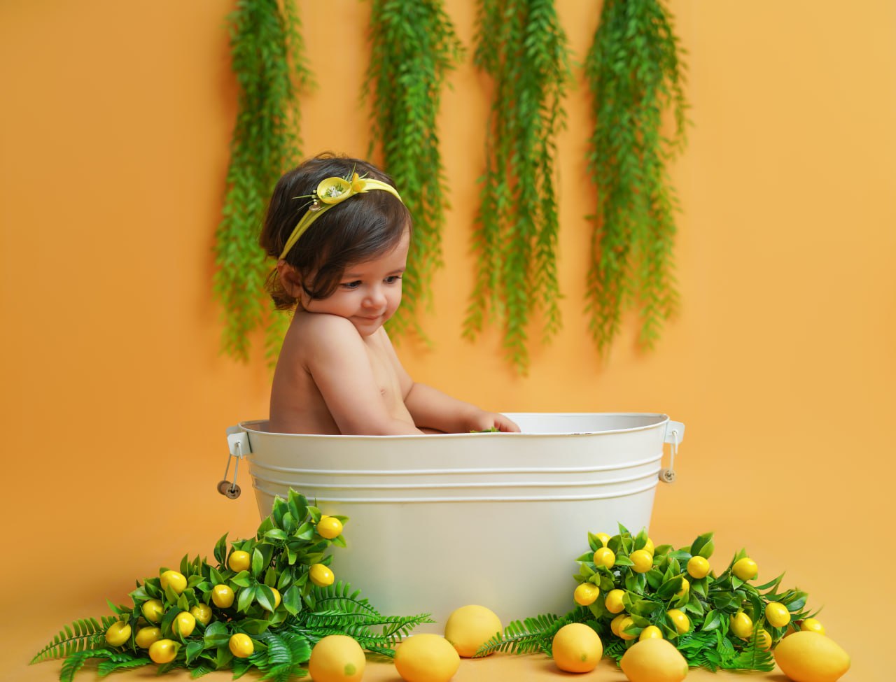 زیر 1 سال | عکاسی کودک زیر 1 سال | زیر یک سال | عکاسی نوزاد در استودیو تیرشات | عکاسی نوزاد | عکس نوزاد | بهترین آتلیه کودک در تهران | بهترین آتلیه عکاسی کودک در تهران | آتلیه کودک در چیتگر | عکس نوزادی | بهترین آتلیه نوزاد تهران