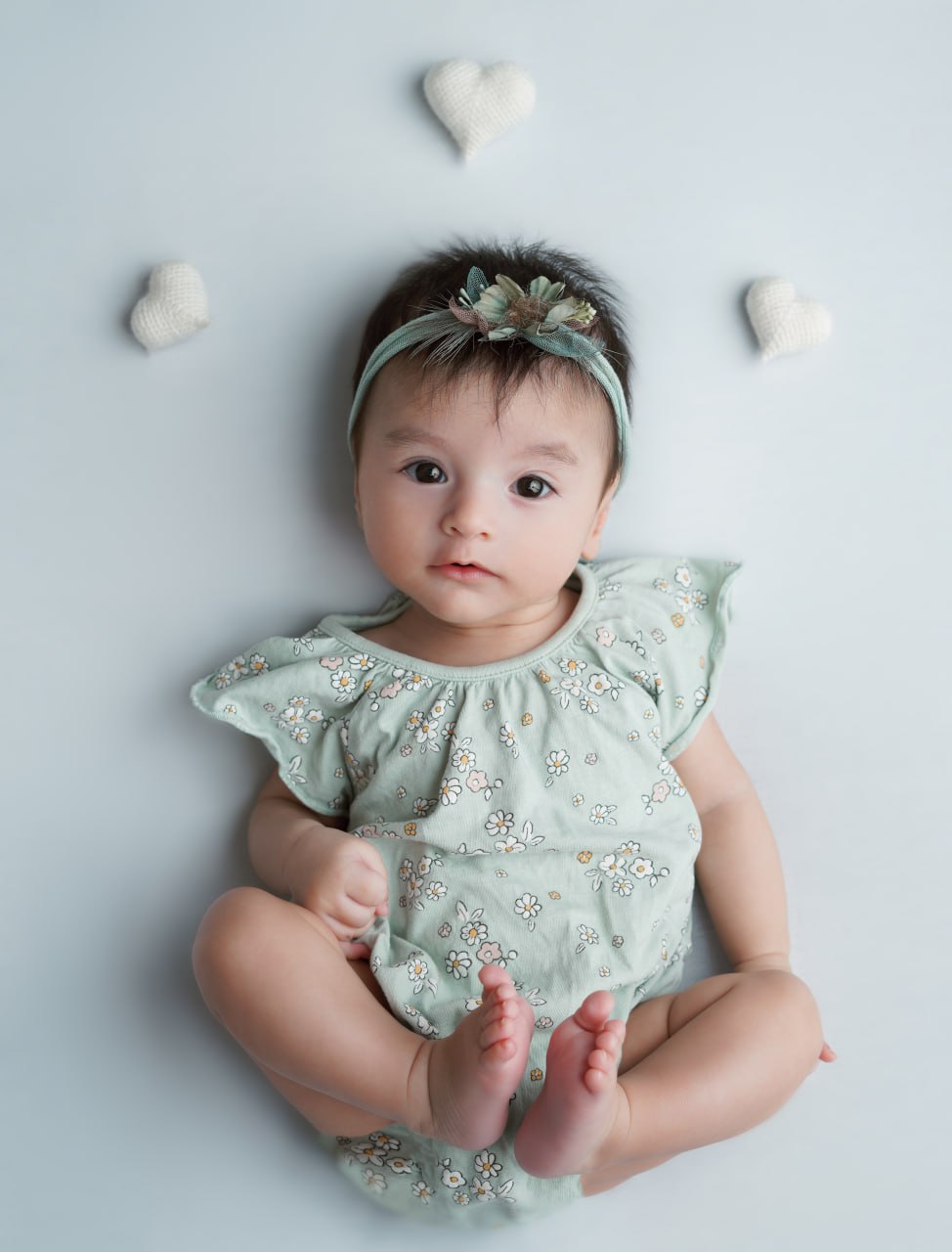 زیر 1 سال | عکاسی کودک زیر 1 سال | زیر یک سال | عکاسی نوزاد در استودیو تیرشات | عکاسی نوزاد | عکس نوزاد | بهترین آتلیه کودک در تهران | بهترین آتلیه عکاسی کودک در تهران | آتلیه کودک در چیتگر | عکس نوزادی | بهترین آتلیه نوزاد تهران