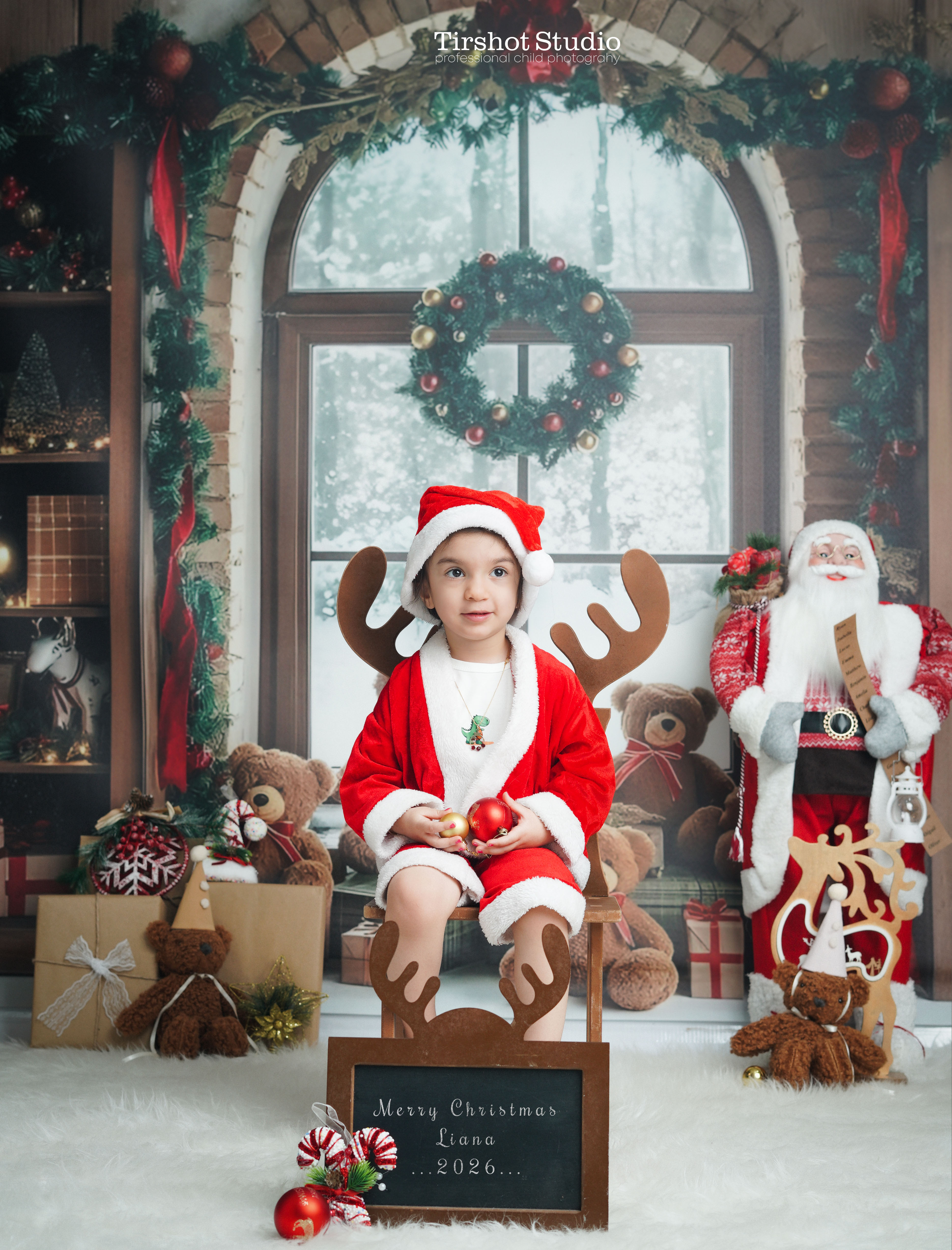 دکور کریسمس 2026 | دکور کریسمس | دکور عکاسی کریسمس | کریسمس | سال نو میلادی | آتلیه کودک تیرشات | عکاسی کودک | بهترین آتلیه کودک غرب تهران | بهترین آتلیه کودک تهران | عکاسی کریسمس 2026 | عکاسی کریسمسی
