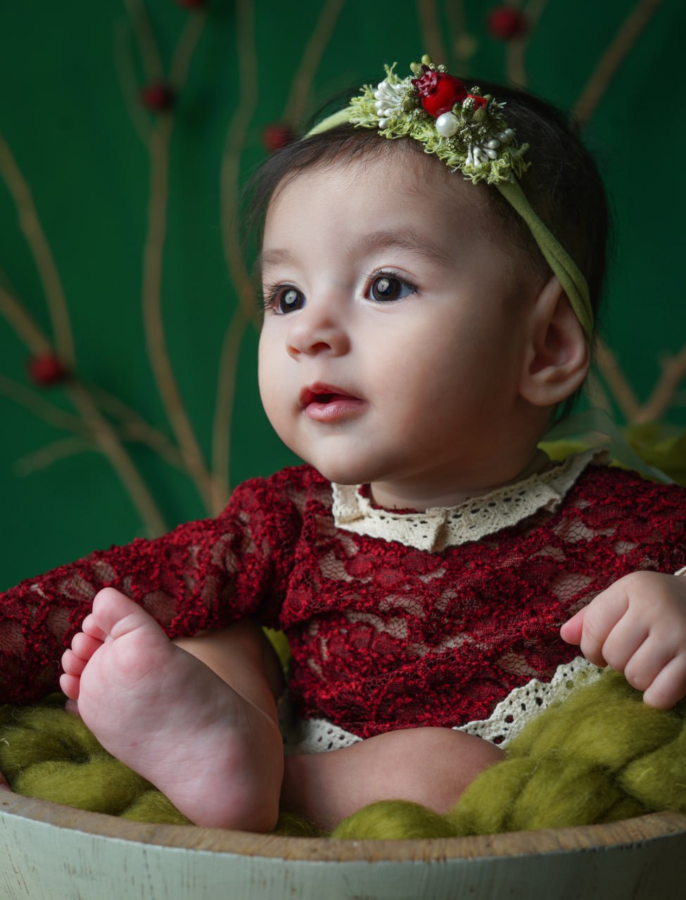 photo_2025-12-21_10-12-40 دکور یلدا ۱۴۰۴ | دکور شب یلدا 1404 | عکاسی کودک با دکور یلدا | عکاسی خانوادگی با دکور یلدا |شب یلدا 1404 |