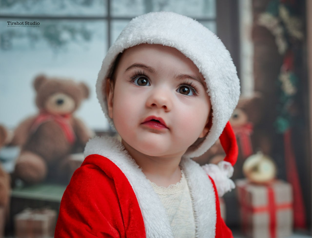 دکور کریسمس 2026 | دکور کریسمس | دکور عکاسی کریسمس | کریسمس | سال نو میلادی | آتلیه کودک تیرشات | عکاسی کودک | بهترین آتلیه کودک غرب تهران | بهترین آتلیه کودک تهران | عکاسی کریسمس 2026 | عکاسی کریسمسی
