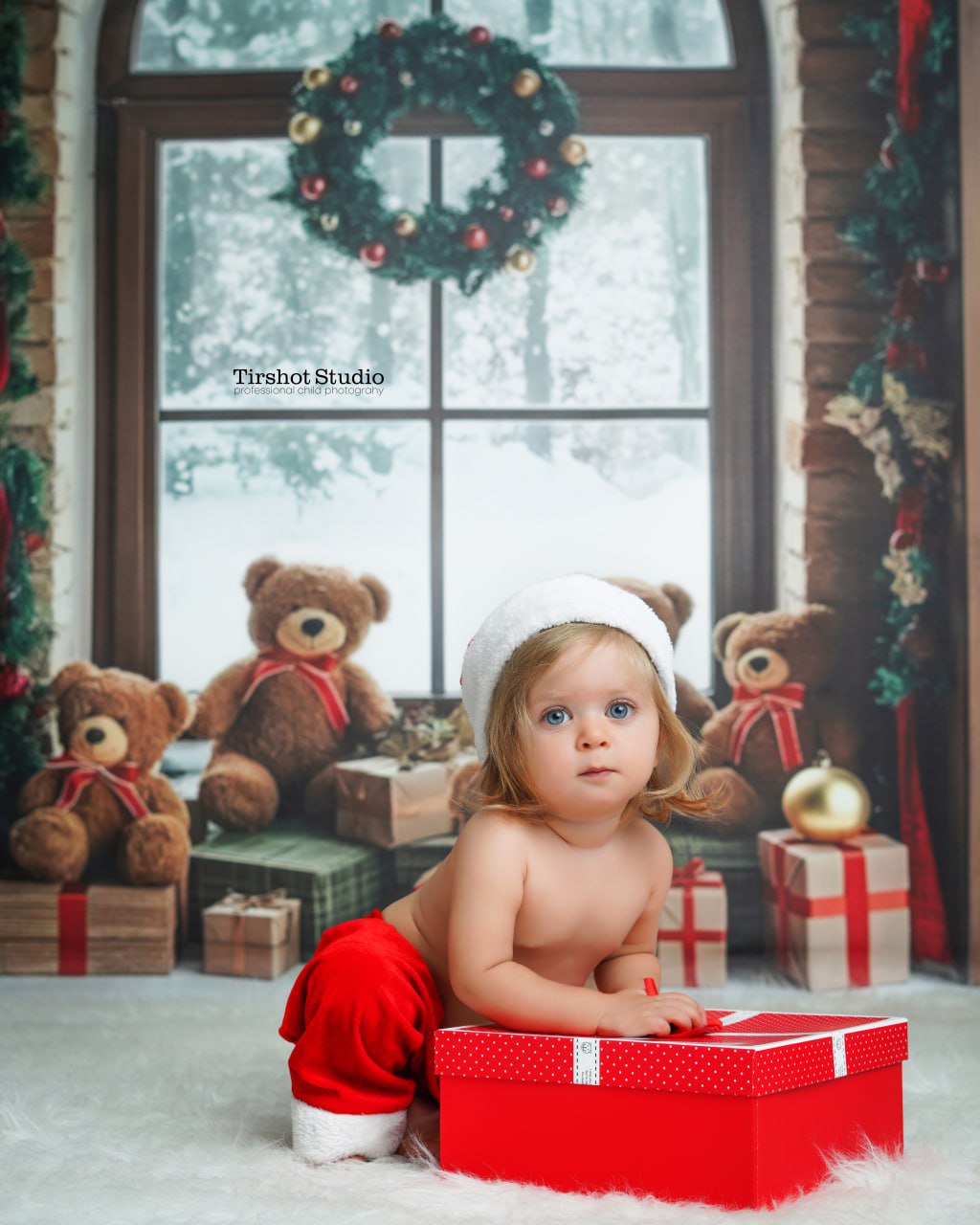 دکور کریسمس 2026 | دکور کریسمس | دکور عکاسی کریسمس | کریسمس | سال نو میلادی | آتلیه کودک تیرشات | عکاسی کودک | بهترین آتلیه کودک غرب تهران | بهترین آتلیه کودک تهران | عکاسی کریسمس 2026 | عکاسی کریسمسی