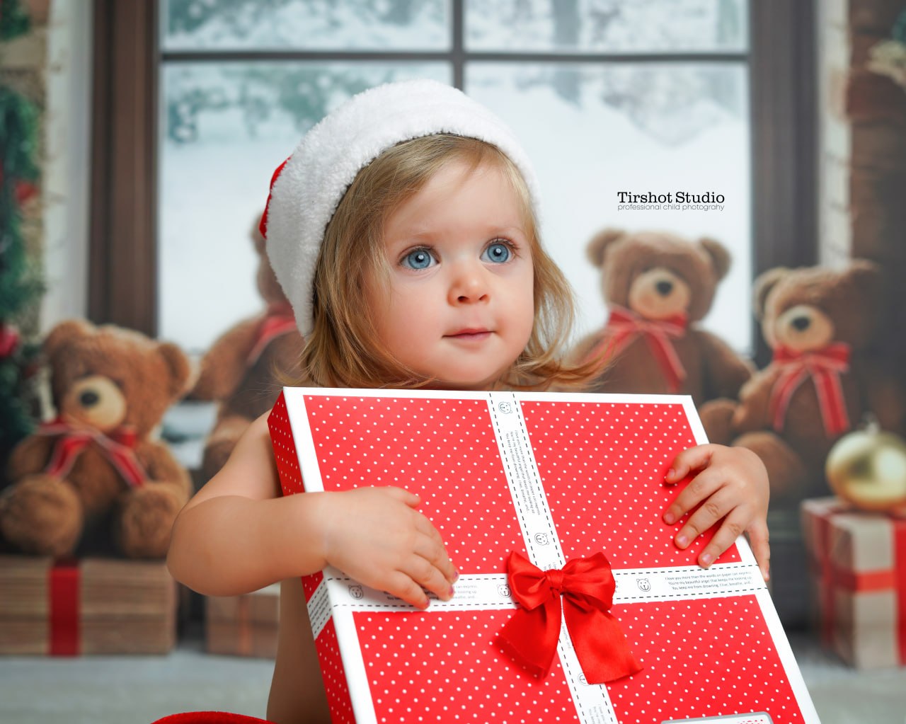 دکور کریسمس 2026 | دکور کریسمس | دکور عکاسی کریسمس | کریسمس | سال نو میلادی | آتلیه کودک تیرشات | عکاسی کودک | بهترین آتلیه کودک غرب تهران | بهترین آتلیه کودک تهران | عکاسی کریسمس 2026 | عکاسی کریسمسی