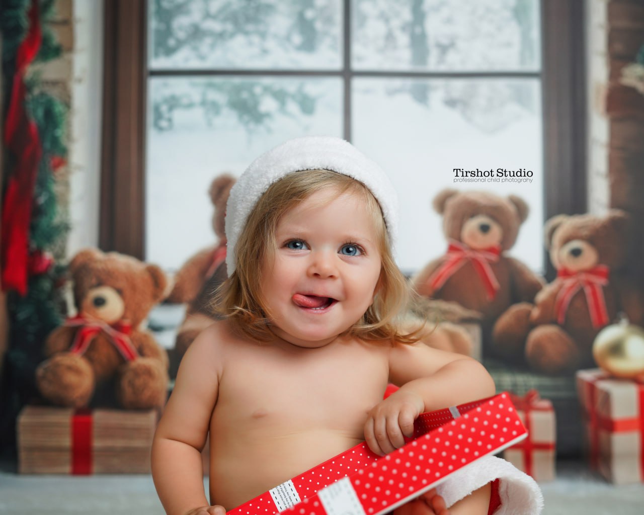 دکور کریسمس 2026 | دکور کریسمس | دکور عکاسی کریسمس | کریسمس | سال نو میلادی | آتلیه کودک تیرشات | عکاسی کودک | بهترین آتلیه کودک غرب تهران | بهترین آتلیه کودک تهران | عکاسی کریسمس 2026 | عکاسی کریسمسی