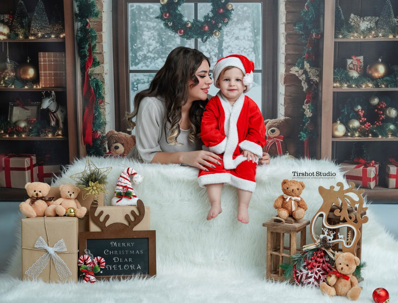 دکور کریسمس 2026 | دکور کریسمس | دکور عکاسی کریسمس | کریسمس | سال نو میلادی | آتلیه کودک تیرشات | عکاسی کودک | بهترین آتلیه کودک غرب تهران | بهترین آتلیه کودک تهران | عکاسی کریسمس 2026 | عکاسی کریسمسی