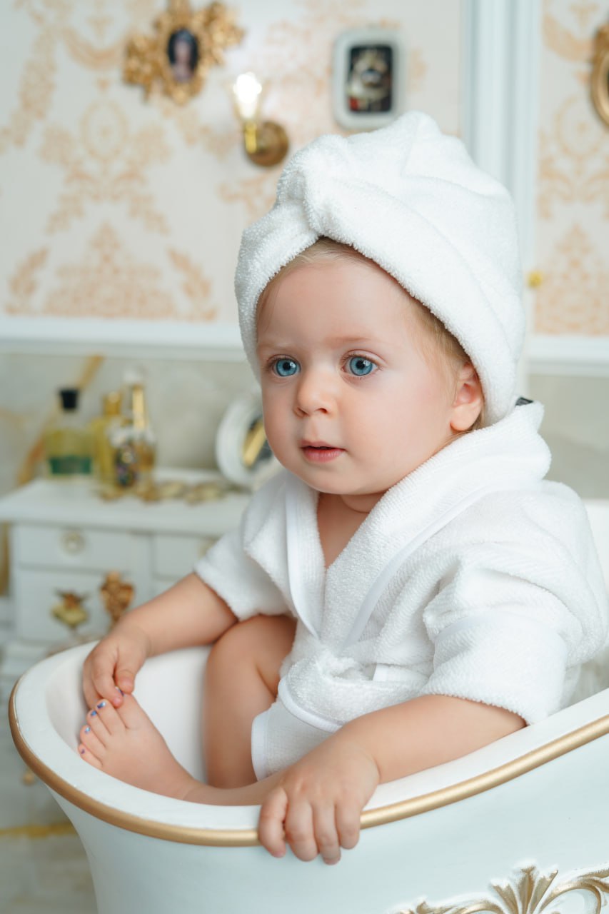 حمام سلطنتی؛ لوکس‌ترین دکور عکاسی کودک در آتلیه تیرشات | زیر 1 سال | عکاسی کودک زیر 1 سال | زیر یک سال | عکاسی نوزاد در استودیو تیرشات | عکاسی نوزاد | عکس نوزاد | بهترین آتلیه کودک در تهران | بهترین آتلیه عکاسی کودک در تهران | آتلیه کودک در چیتگر | عکس نوزادی | بهترین آتلیه نوزاد تهران | حمام سلطنتی | Royal bath